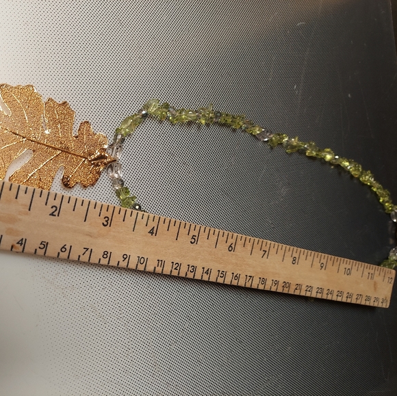 Gold Skelton leaf Olivine crystal necklace 22in 3in pendant - Picture 5 of 5